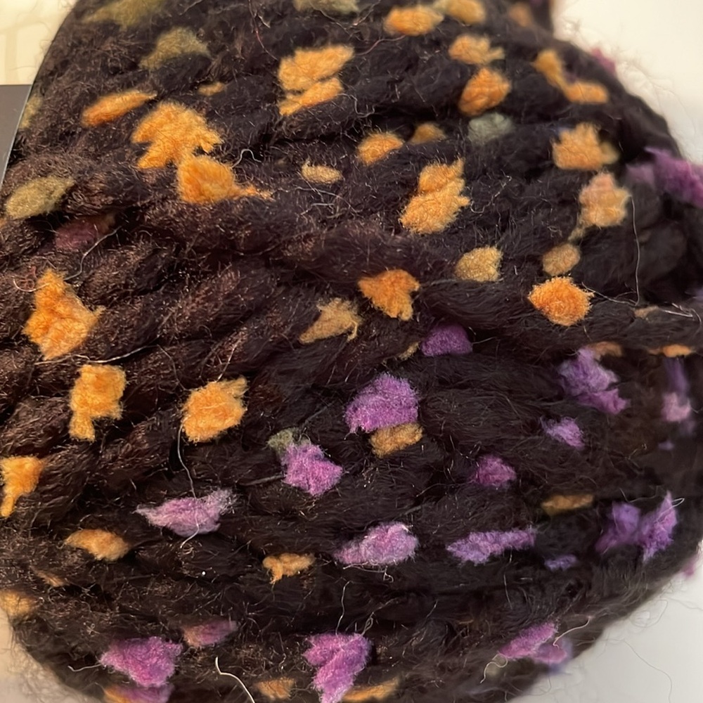 Loops and Threads Morocco Fashion Yarn - Picture 2 of 6